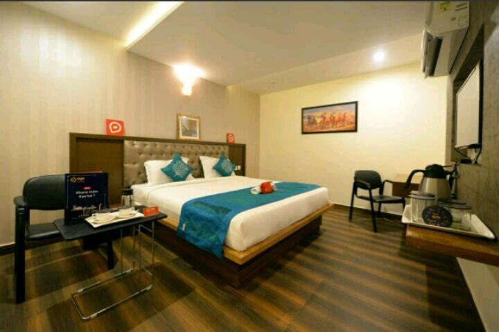 Capital O Surabhi Elite Near Miraj Cinemas - Shalini Shivani Sururnagar Kültér fotó